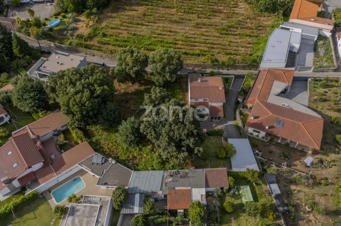 Terreno para Venda em Merelim (São Paio), Panoias e Parada de Tibães Foto 12