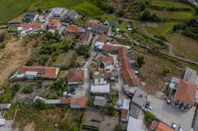 Moradia T22 para Venda em Candoso (São Martinho)