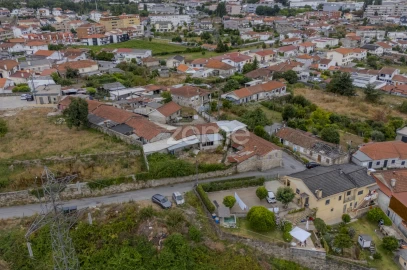 Moradia T22 para Venda em Candoso (São Martinho)