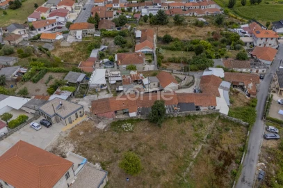 Moradia T22 para Venda em Candoso (São Martinho)