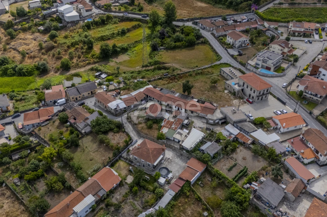 Moradia T22 para Venda em Candoso (São Martinho) Foto 25