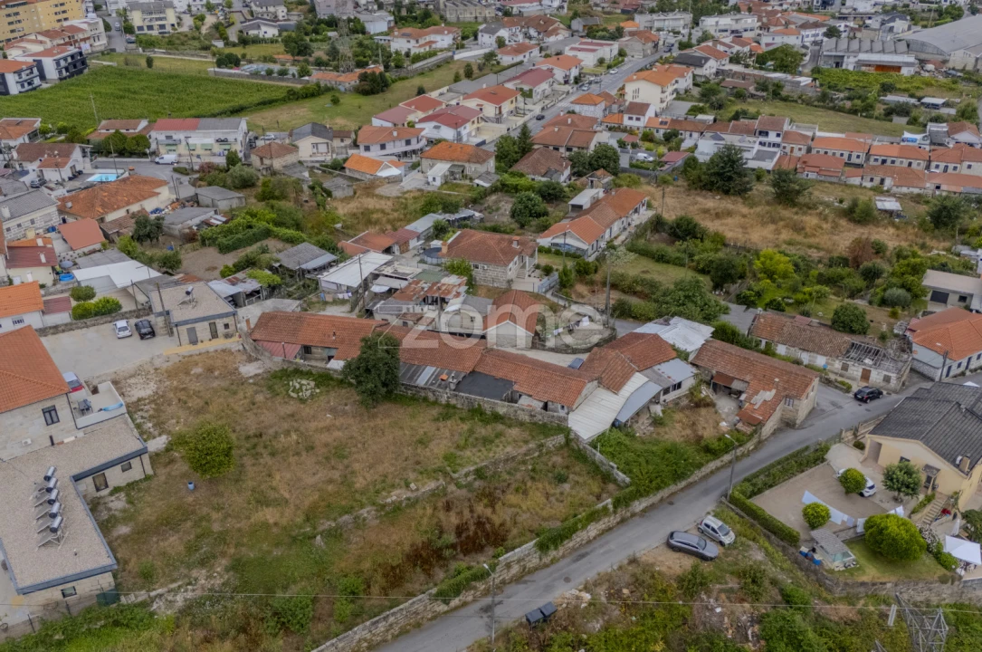 Moradia T22 para Venda em Candoso (São Martinho) Foto 4