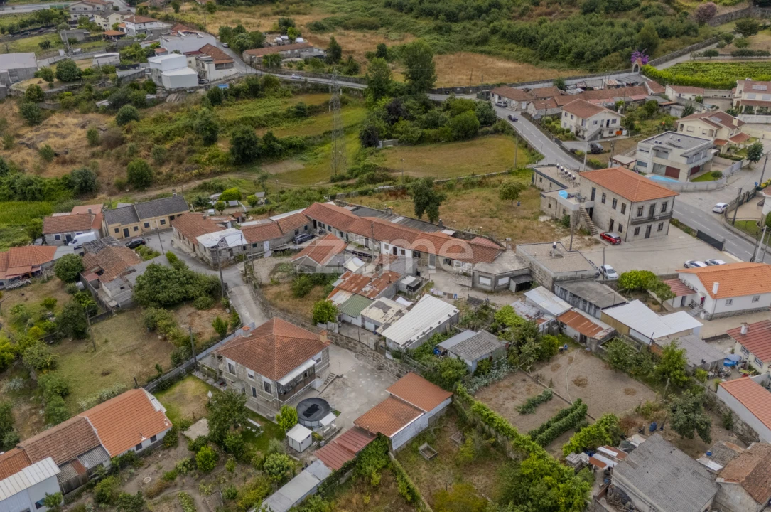 Moradia T22 para Venda em Candoso (São Martinho) Foto 8