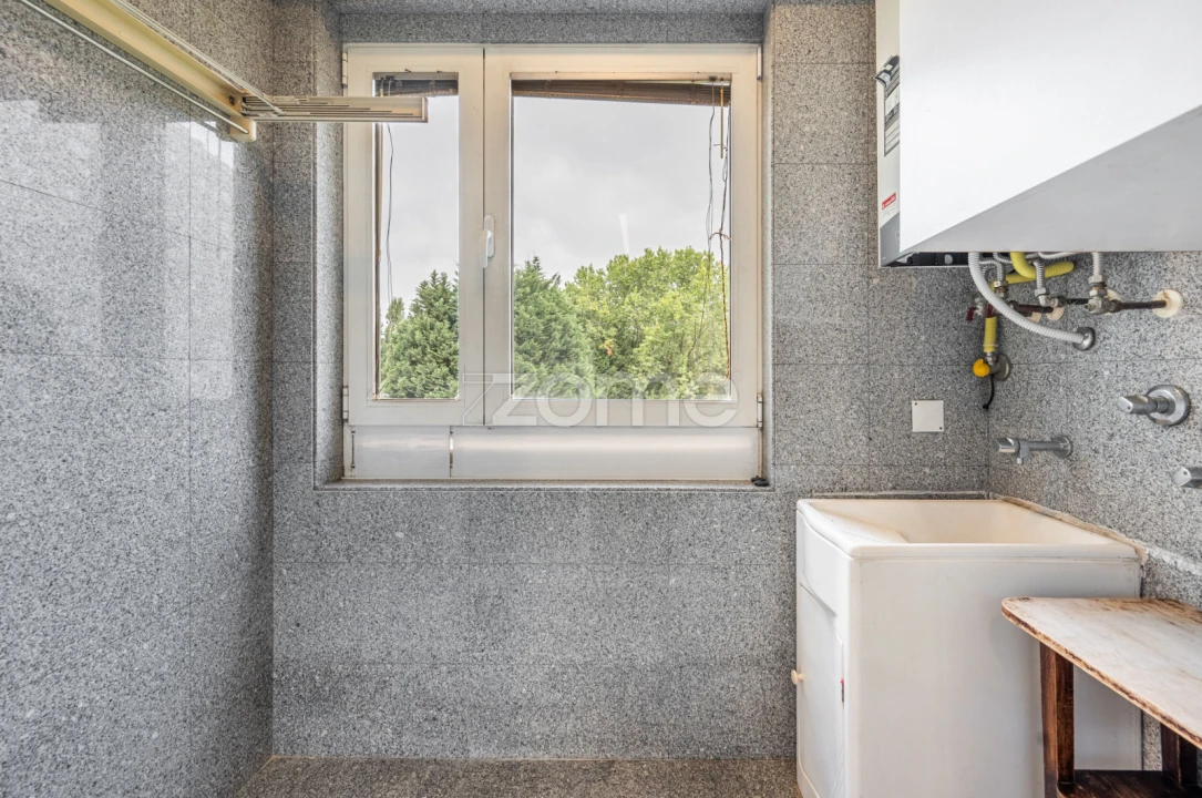 Apartamento T2 para Arrendamento em Lordelo do Ouro e Massarelos Foto 6