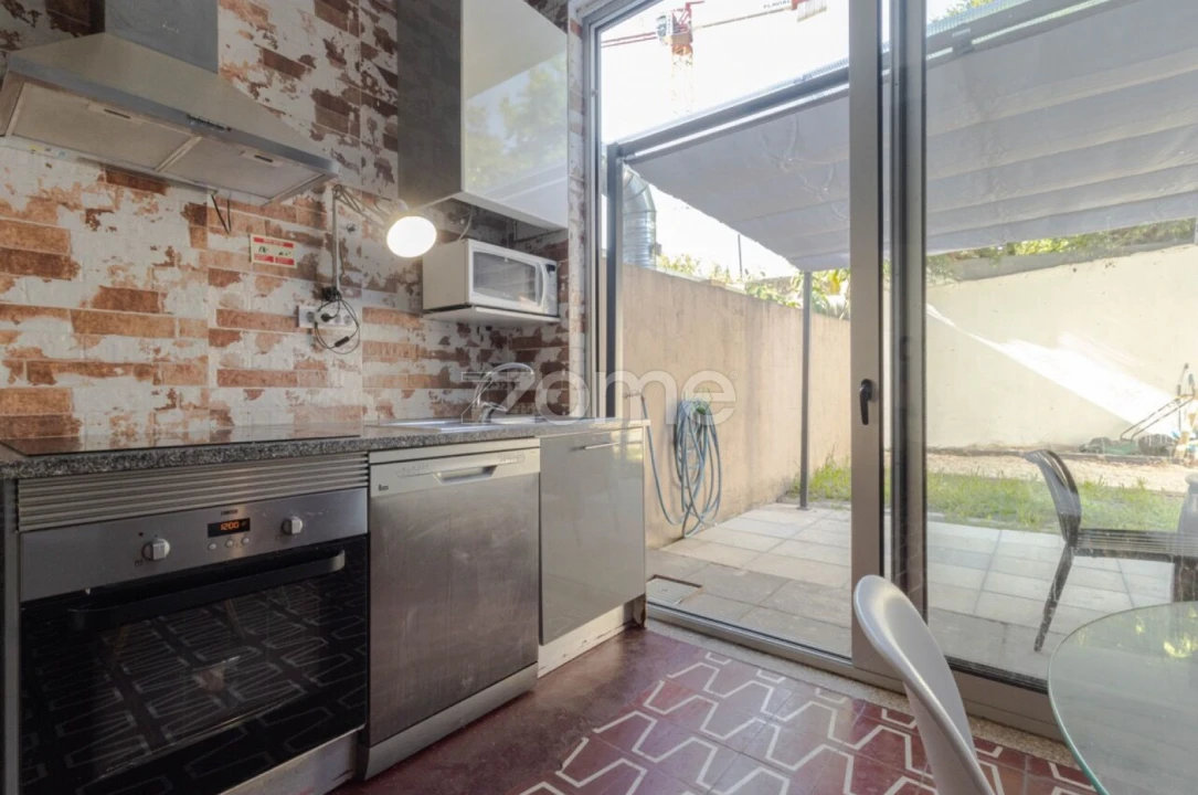 Apartamento T1 para Arrendamento em Cedofeita, Santo Ildefonso, Sé, Miragaia, São Nicolau e Vitória Foto 4