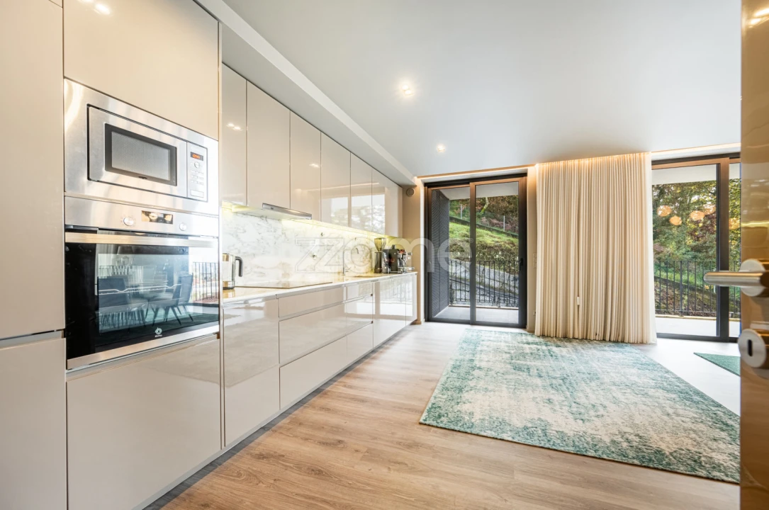 Apartamento T2 para Venda em Nogueira, Fraião e Lamaçães Foto 16