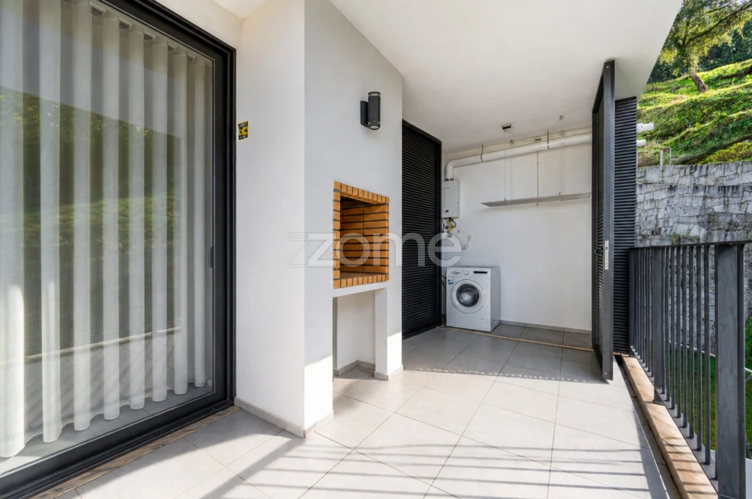 Apartamento T2 para Venda em Nogueira, Fraião e Lamaçães Foto 19