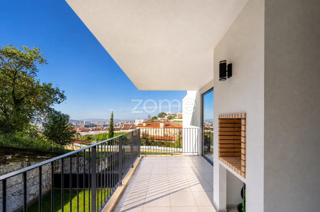 Apartamento T2 para Venda em Nogueira, Fraião e Lamaçães Foto 20