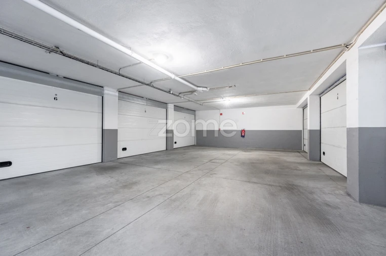 Apartamento T2 para Venda em Nogueira, Fraião e Lamaçães Foto 32