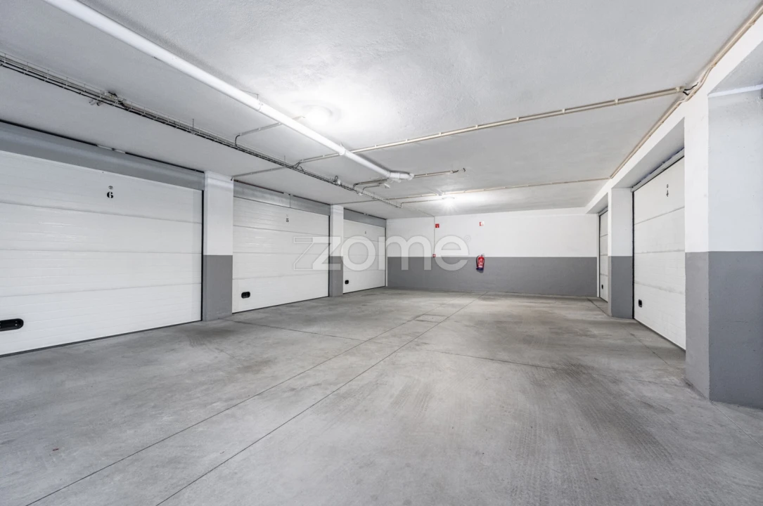 Apartamento T2 para Venda em Nogueira, Fraião e Lamaçães Foto 32