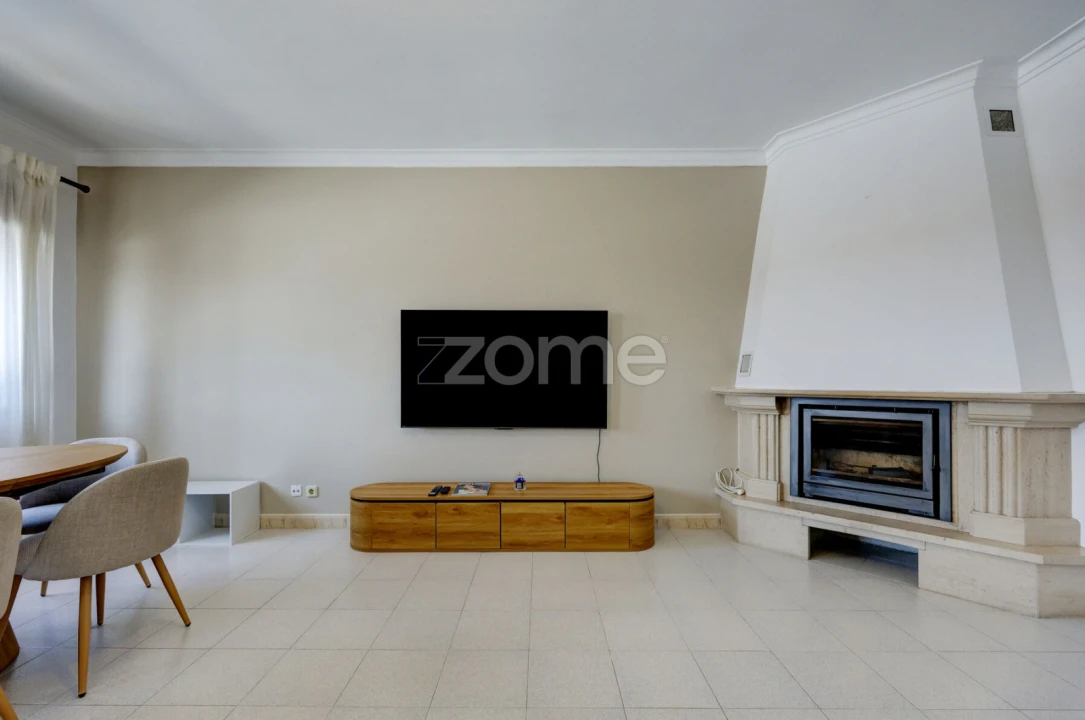 Apartamento T2 para Arrendamento em Cacém e São Marcos Foto 8