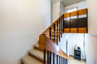 Terreno Comércio / Armazém para Venda em Alcobaça e Vestiaria
