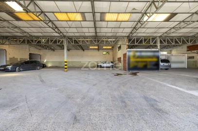 Terreno Comércio / Armazém para Venda em Alcobaça e Vestiaria
