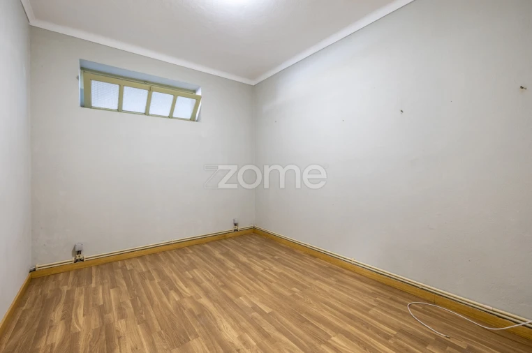 Terreno Comércio / Armazém para Venda em Alcobaça e Vestiaria Foto 18