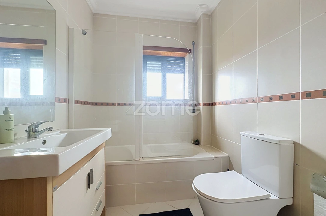 Apartamento T2 para Venda em Brasfemes Foto 9