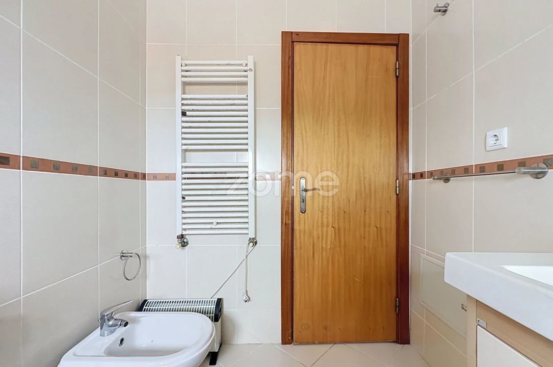 Apartamento T2 para Venda em Brasfemes Foto 12