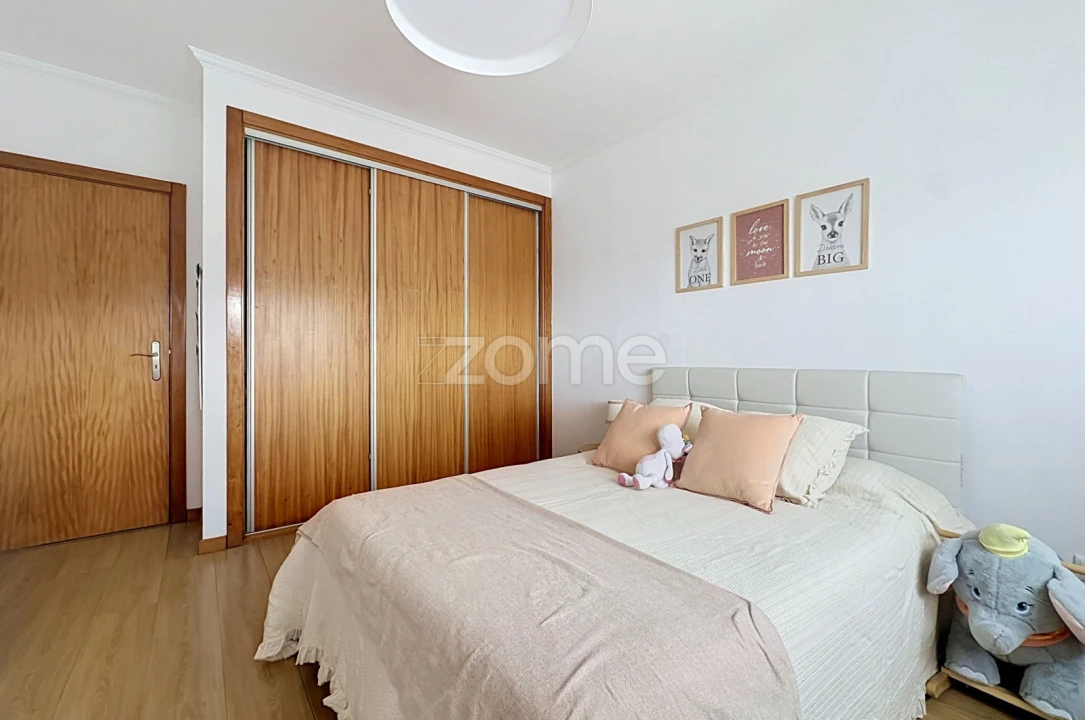 Apartamento T2 para Venda em Brasfemes Foto 18