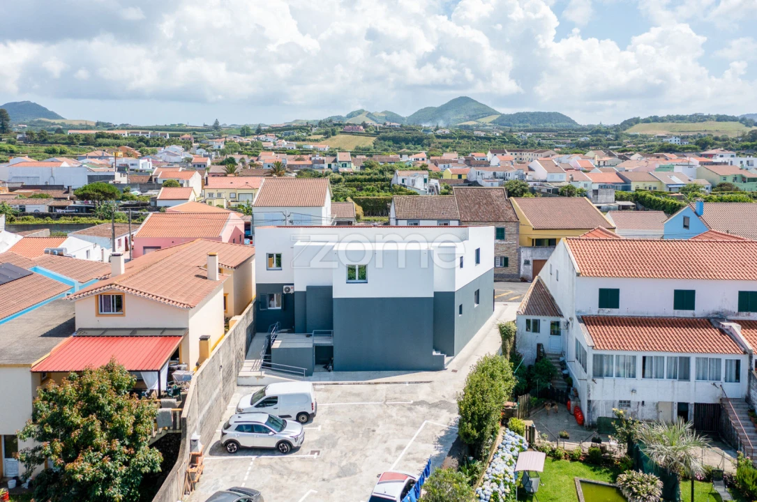 Apartamento T2 para Venda em Rabo de Peixe Foto 20