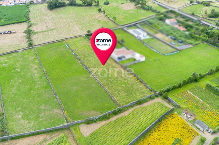 Terreno para Venda em Calhetas Foto 11