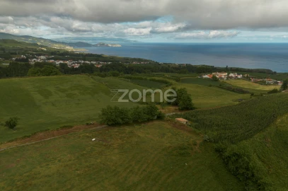 Terreno para Venda em Fenais da Ajuda