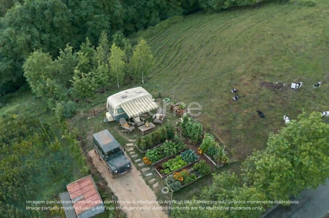 Terreno para Venda em Fenais da Ajuda Foto 1