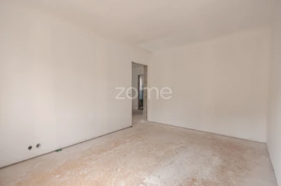 Moradia T3 para Venda em Santo Antonio