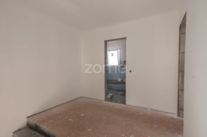 Moradia T3 para Venda em Santo Antonio
