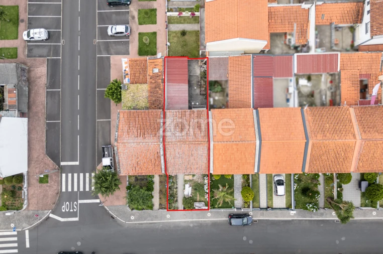 Moradia T3 para Venda em Santo Antonio Foto 18