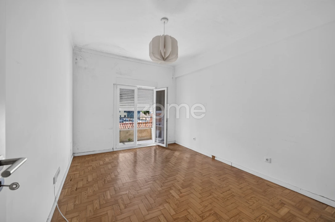 Apartamento T2 para Venda em Sacavém e Prior Velho Foto 13