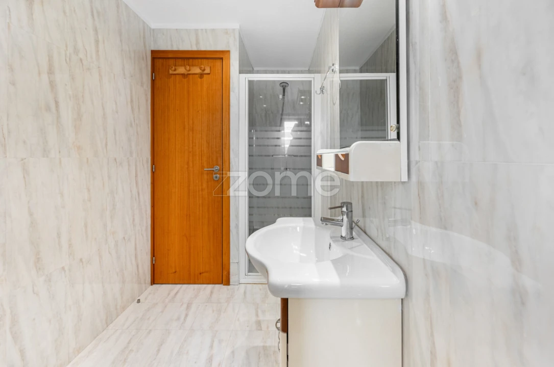 Apartamento T3 para Venda em Nogueira, Fraião e Lamaçães Foto 22