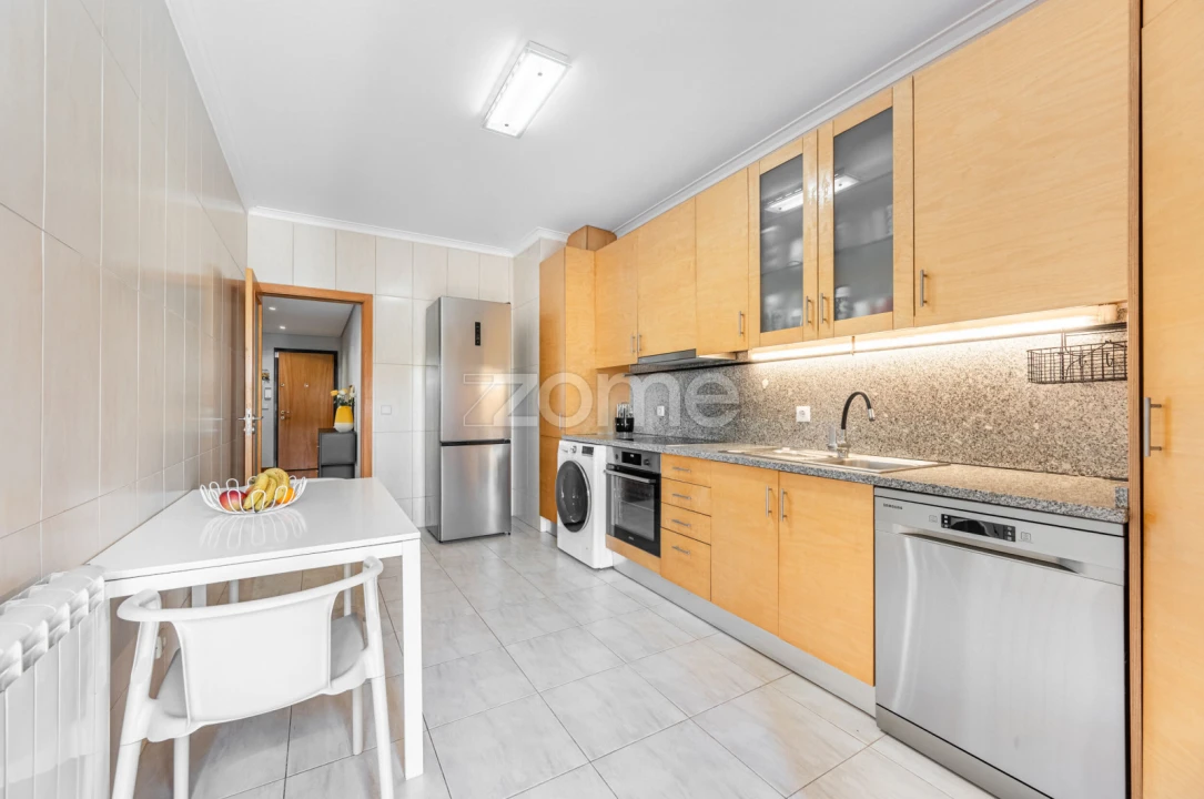 Apartamento T3 para Venda em Nogueira, Fraião e Lamaçães Foto 12