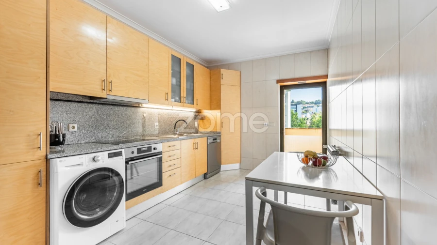 Apartamento T3 para Venda em Nogueira, Fraião e Lamaçães