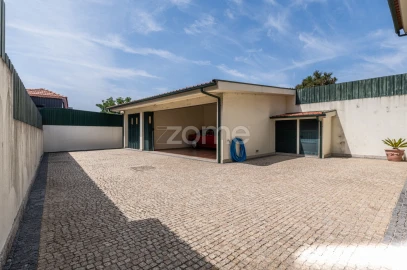 Moradia T3 para Venda em Margaride, Várzea, Lagares, Varziela, Moure