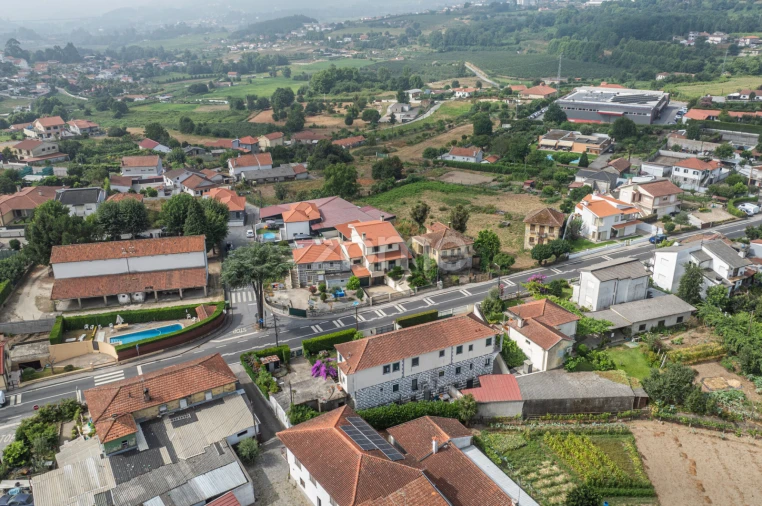 Moradia T3 para Venda em Margaride, Várzea, Lagares, Varziela, Moure Foto 4