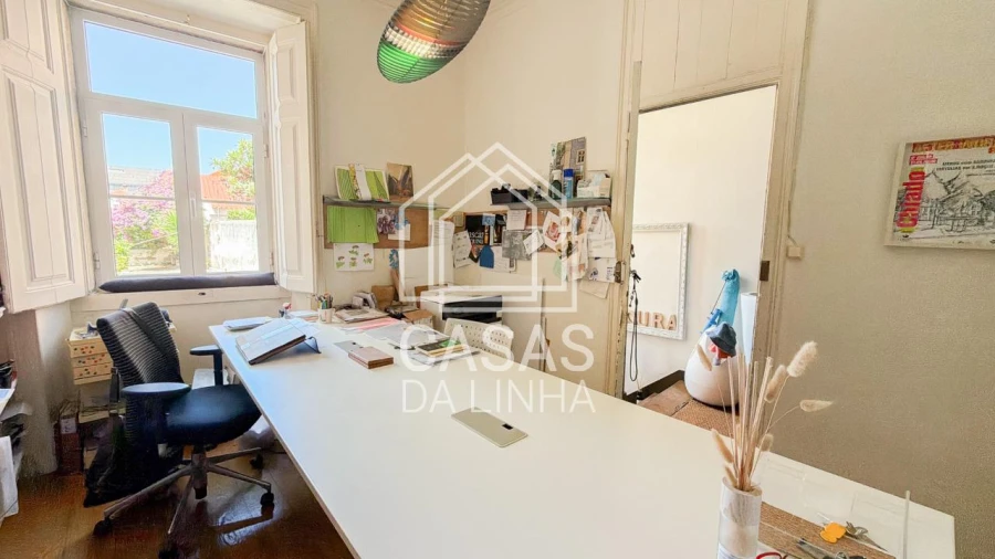 Prédio para Venda em Carcavelos e Parede Foto 10