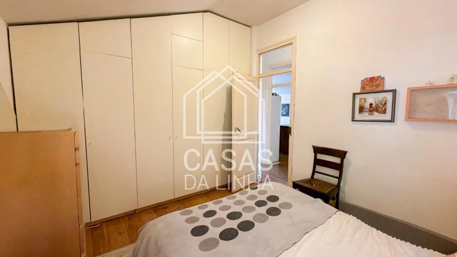 Prédio para Venda em Carcavelos e Parede Foto 30