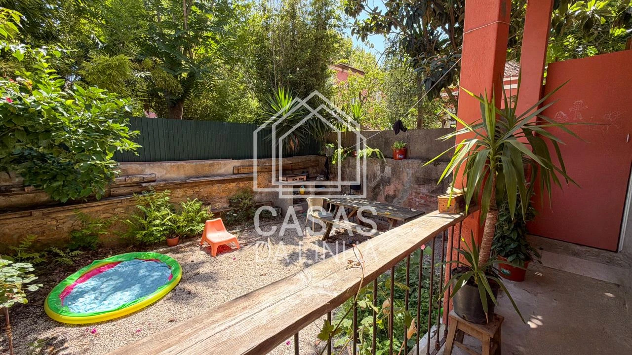 Prédio para Venda em Carcavelos e Parede Foto 6