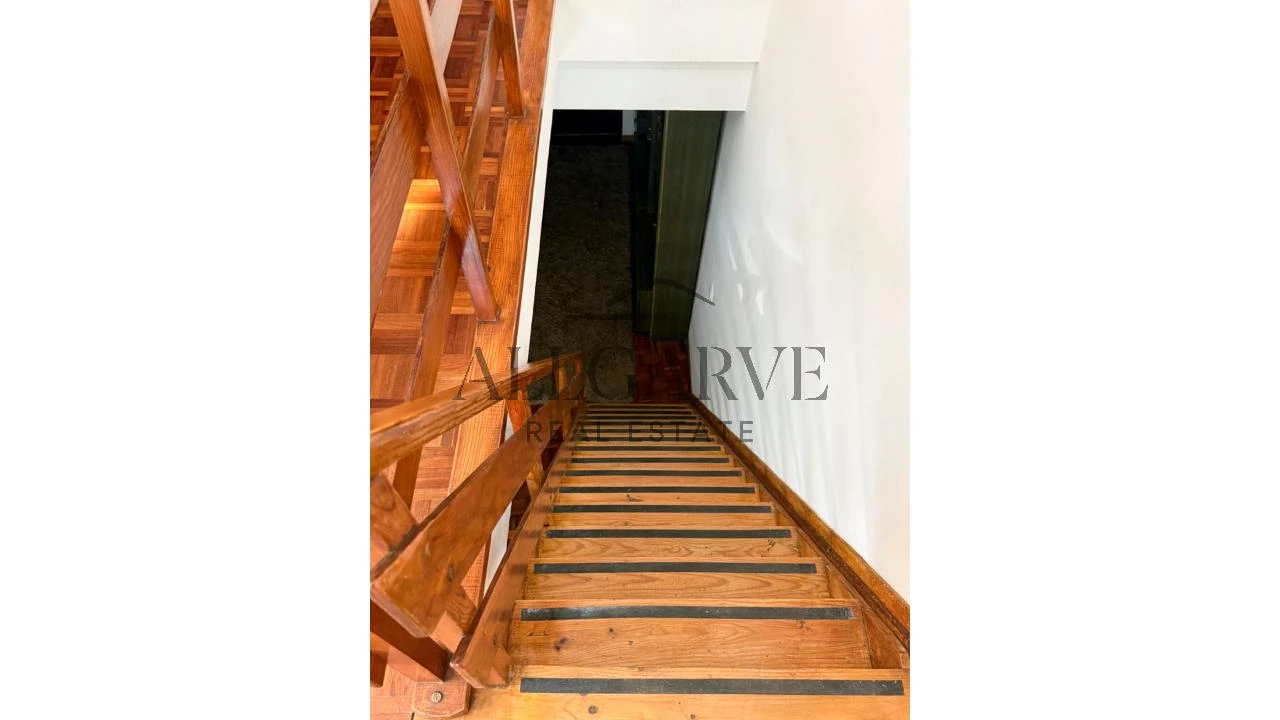 Moradia T5 para Venda em Oeiras e São Julião da Barra, Paço de Arcos e Caxias Foto 24