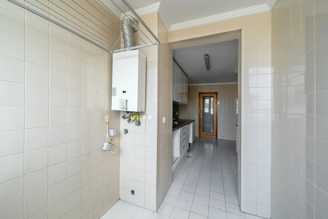 Apartamento T3 para Venda em Arcozelo Foto 10