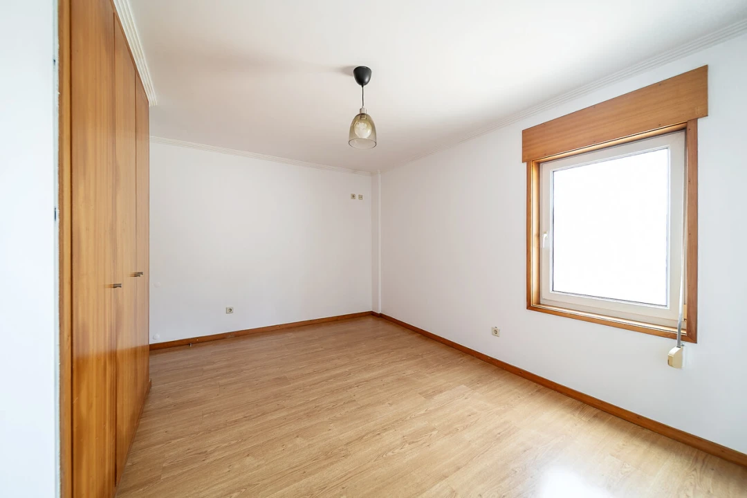 Apartamento T3 para Venda em Arcozelo Foto 11