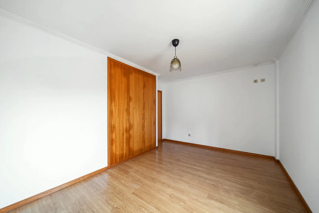 Apartamento T3 para Venda em Arcozelo Foto 13