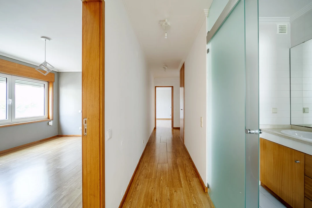 Apartamento T3 para Venda em Arcozelo Foto 14