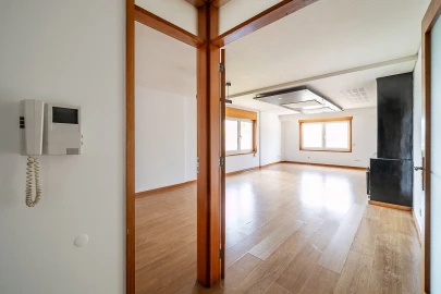 Apartamento T3 para Venda em Arcozelo