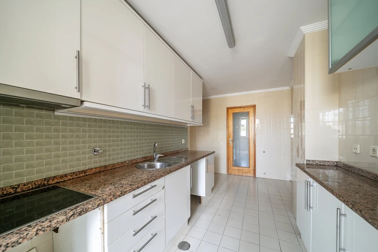 Apartamento T3 para Venda em Arcozelo Foto 9