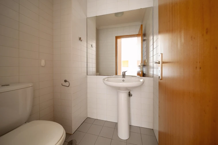 Apartamento T3 para Venda em Arcozelo Foto 31