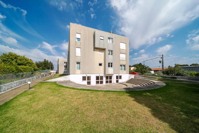 Apartamento T3 para Venda em Arcozelo Foto 40