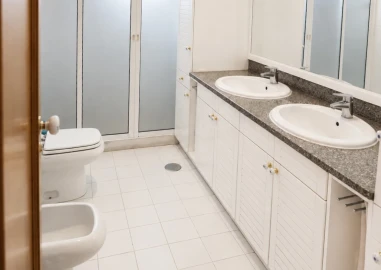 Moradia T5 para Venda em Lousã e Vilarinho