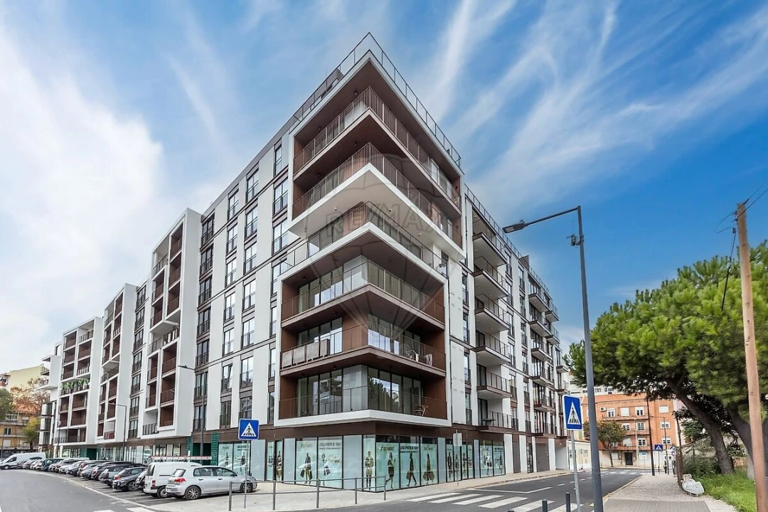 Apartamento T2 para Venda em Benfica Foto 1