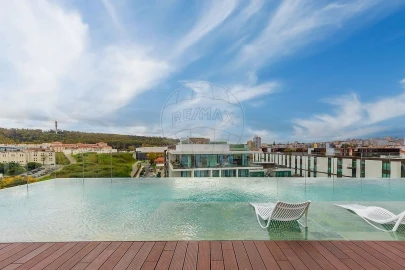 Apartamento T2 para Venda em Benfica