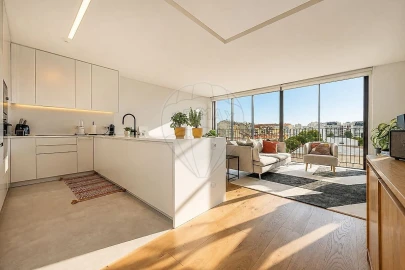 Apartamento T2 para Venda em Benfica